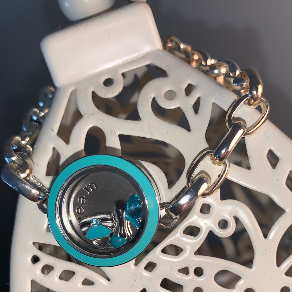 Origami Owl 🦉 bracelet